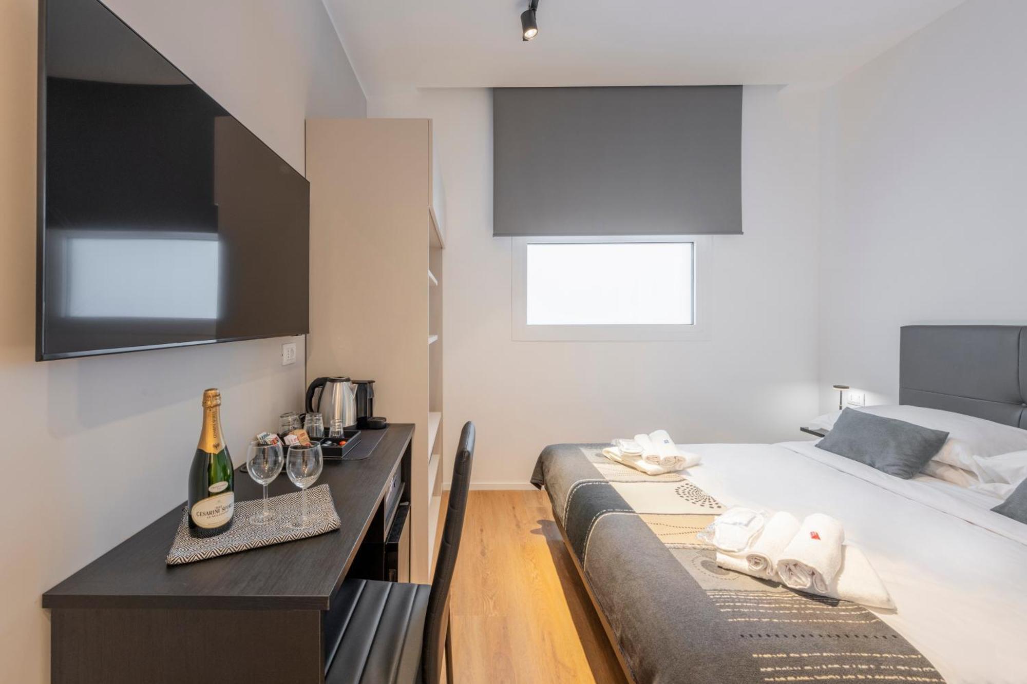 Bnbutler - Inbrera Suites - Giulianova, 1 Milaan Buitenkant foto