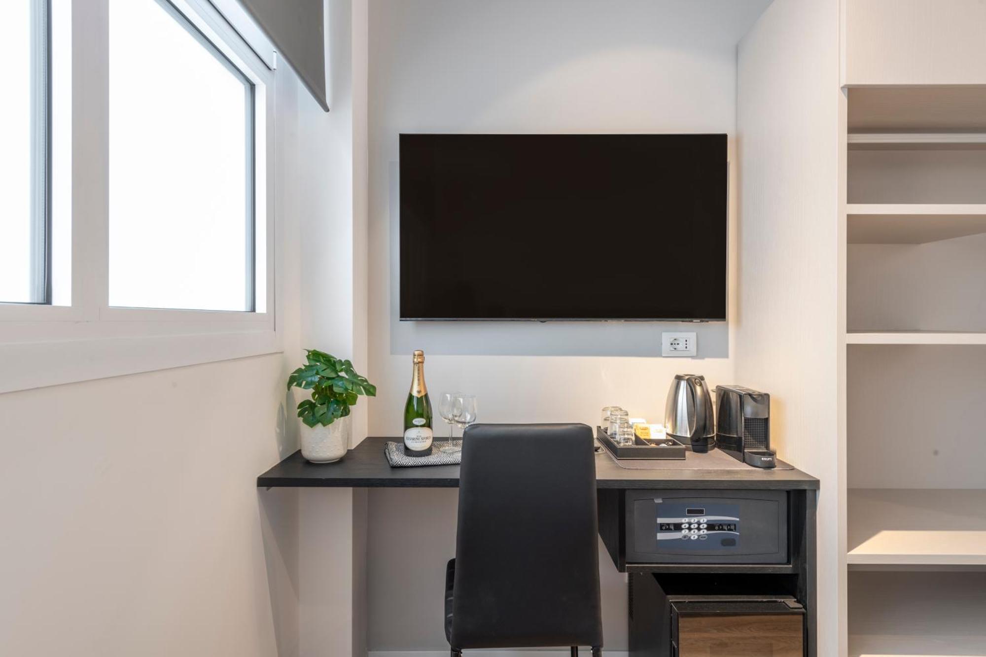 Bnbutler - Inbrera Suites - Giulianova, 1 Milaan Buitenkant foto