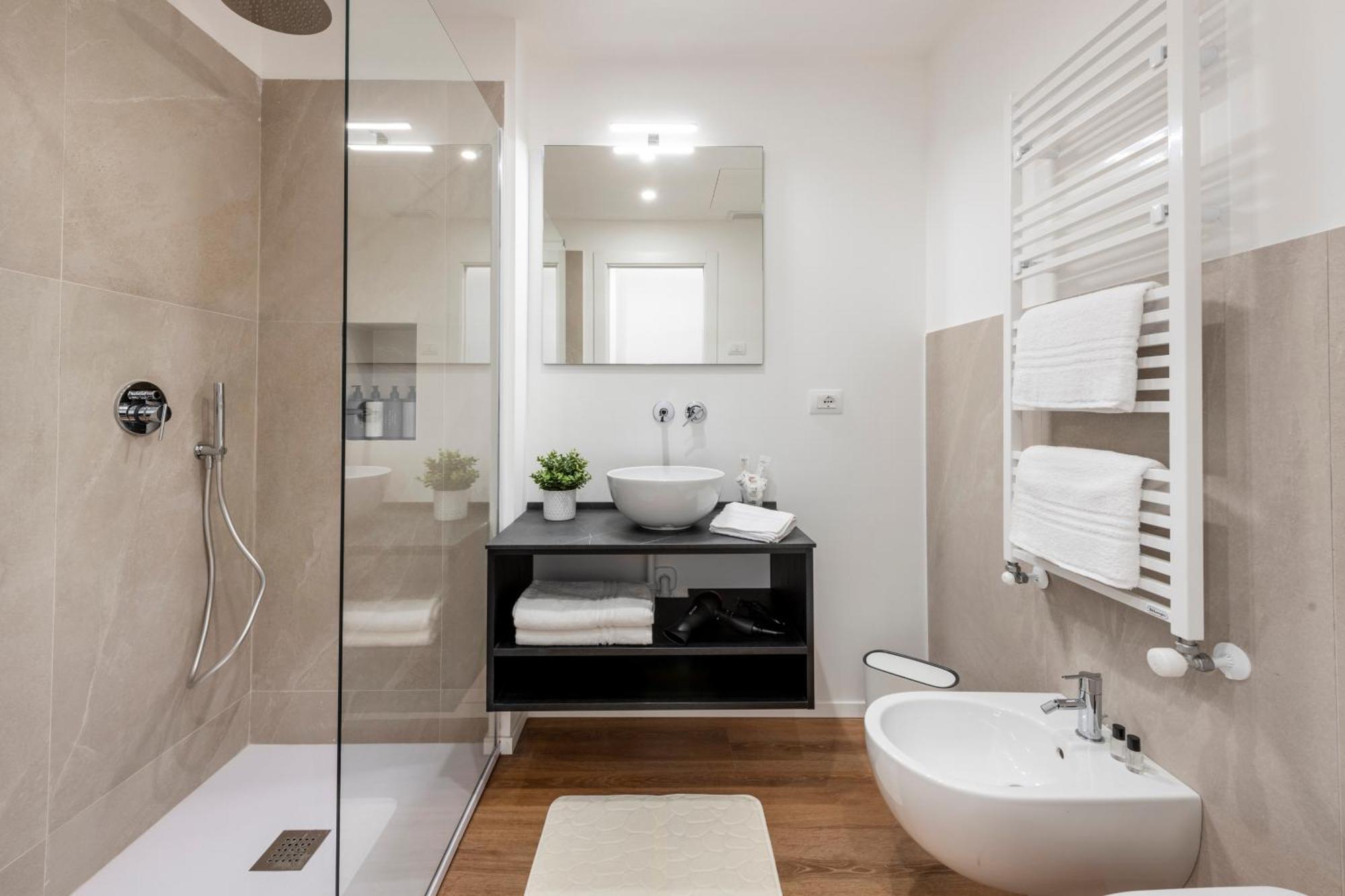 Bnbutler - Inbrera Suites - Giulianova, 1 Milaan Buitenkant foto